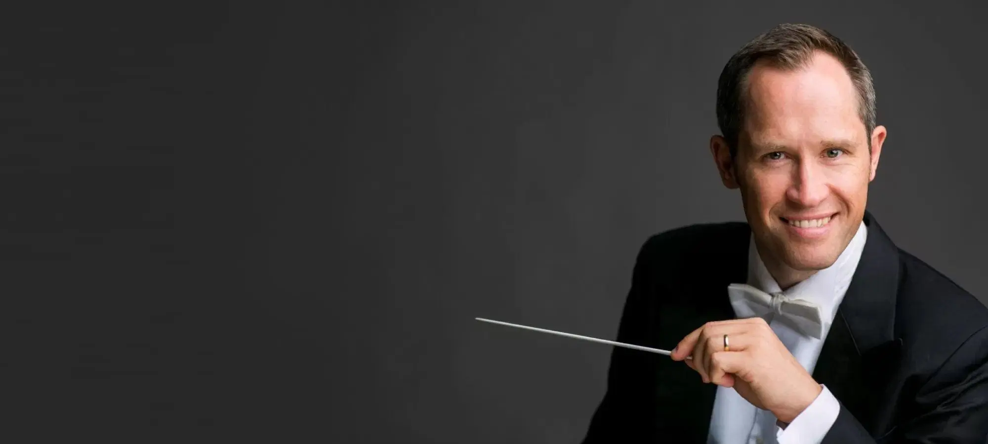 event-presidio-theatre-performing-ar-music-of-remembrance-the-dial
