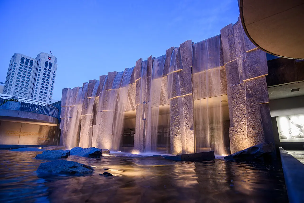 Yerba Buena Gardens / MLK Memorial