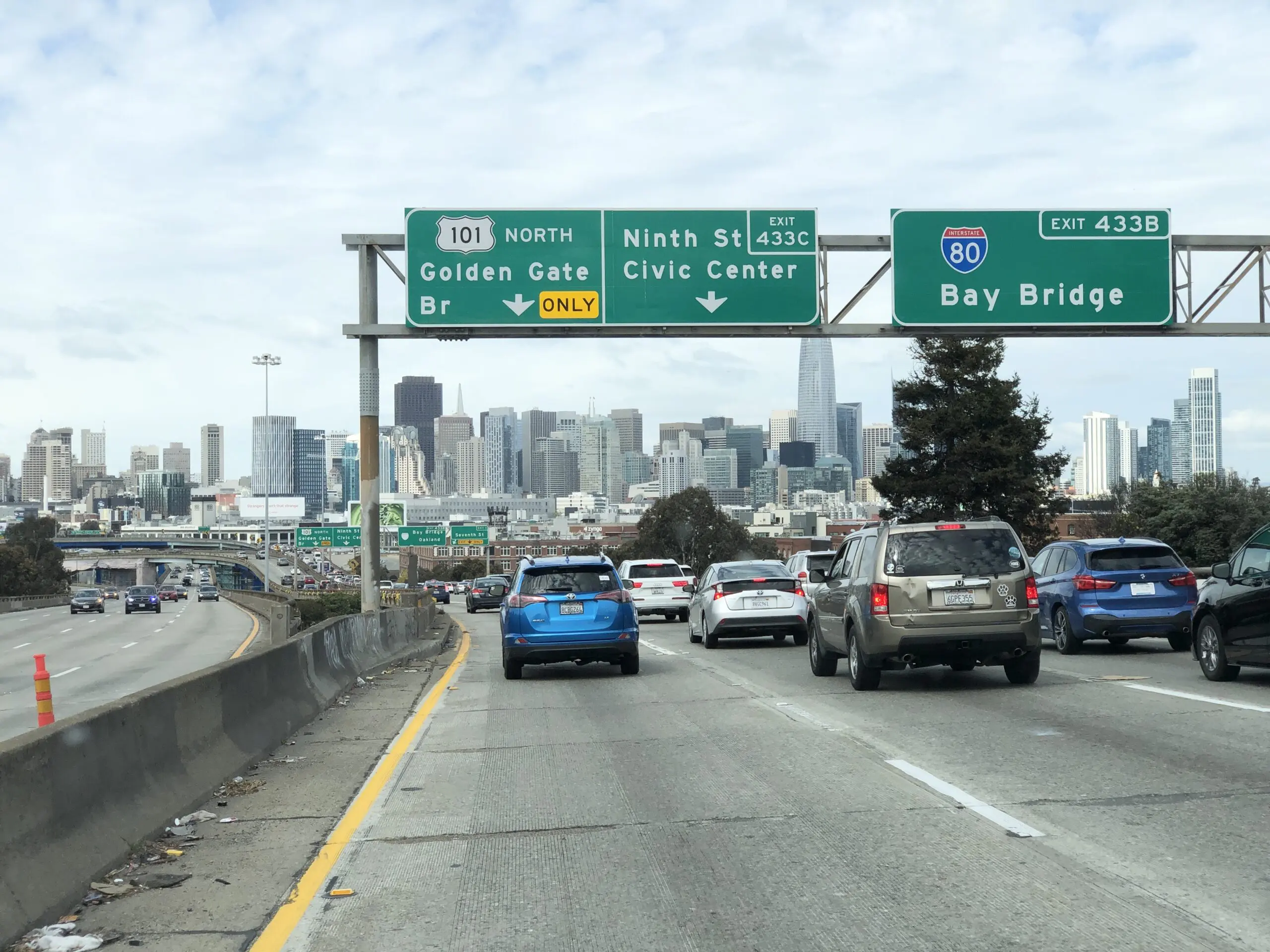 Northbound US-101, the Bayshore Freeway, the corridor closing over Labor Day weekend - San Francisco
