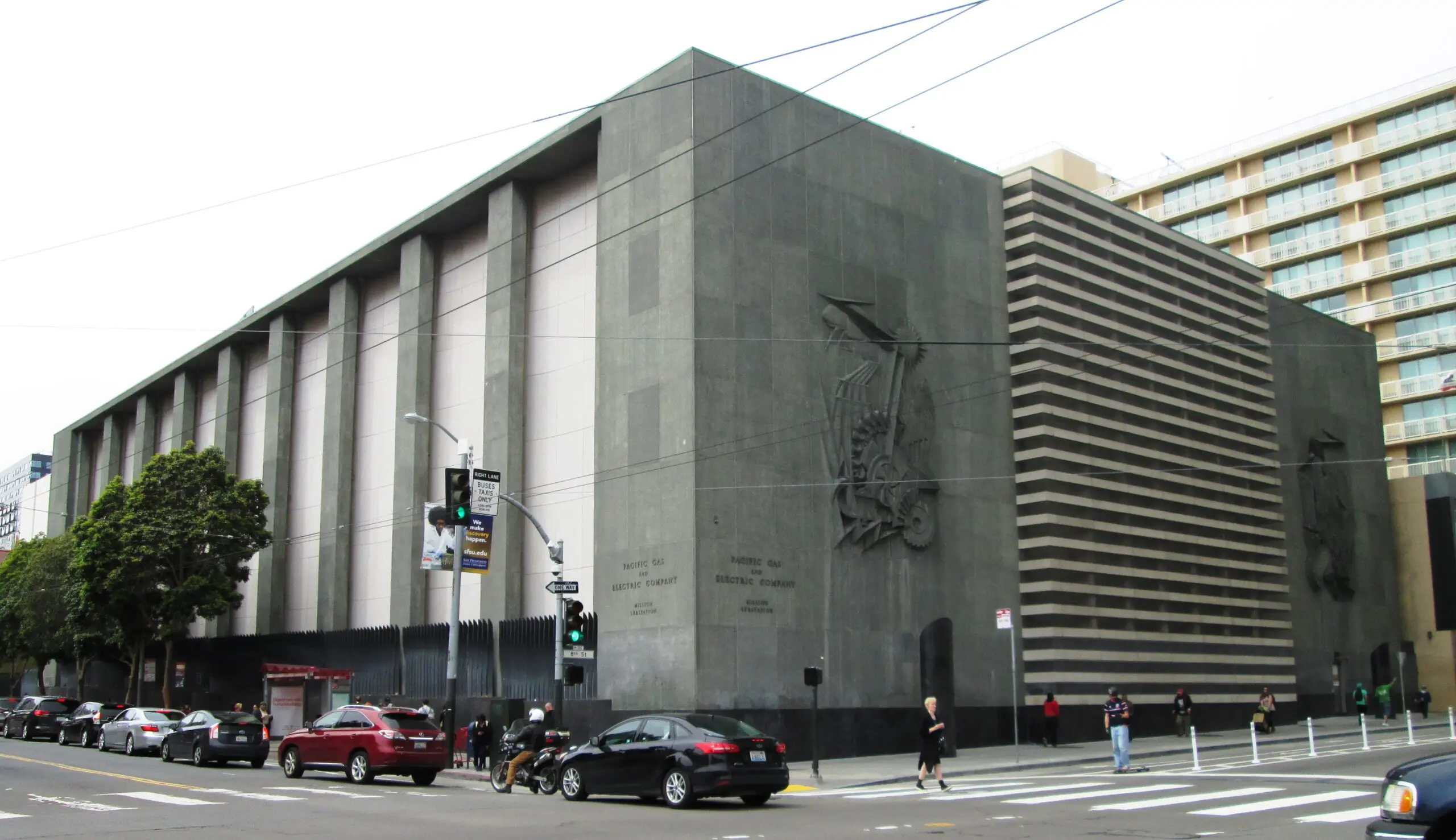 PG&E Mission Substation at 1200 Mission Street, part of the electric grid the city proposes to buy - San Francisco