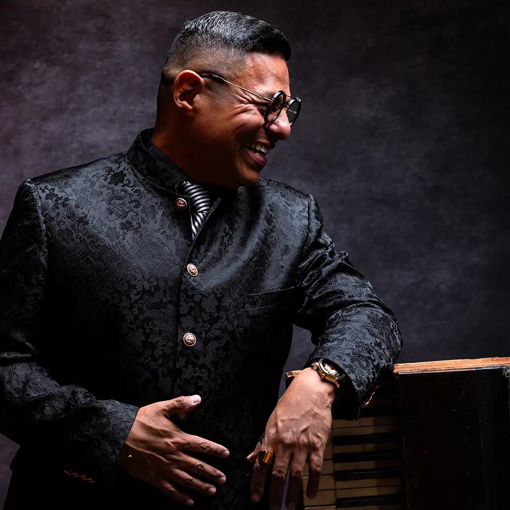 event-black-cat-benito-gonzalez-trio-f-t-drummer-living-2026-10-08
