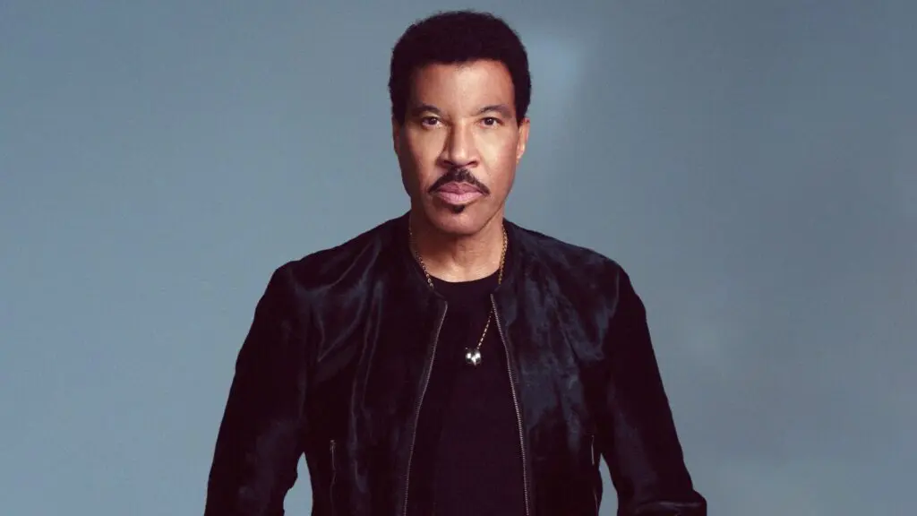 Lionel Richie and Earth, Wind & Fire: Sing a Song All Night Long